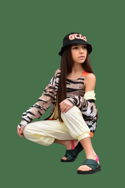 Moda bambina Petit Pasha — visual di campagna